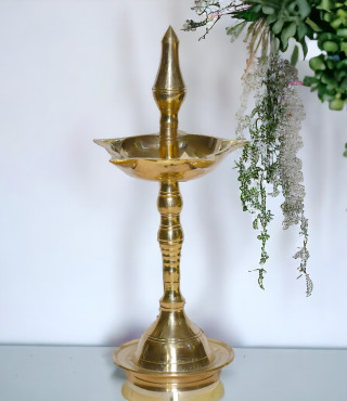 Brass Deep  Stand