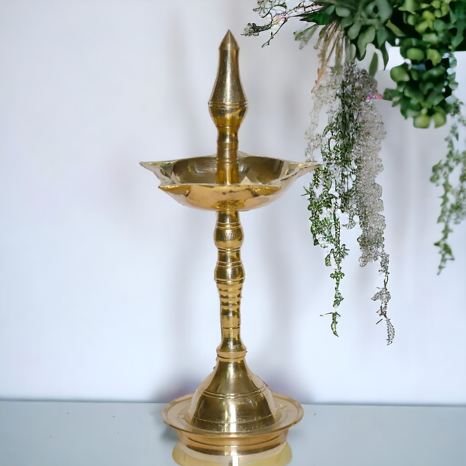 Brass Deep  Stand